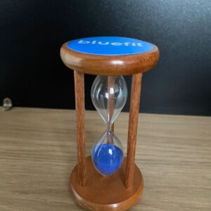 Ampulheta Personalizada em Madeira 10cm - Resina