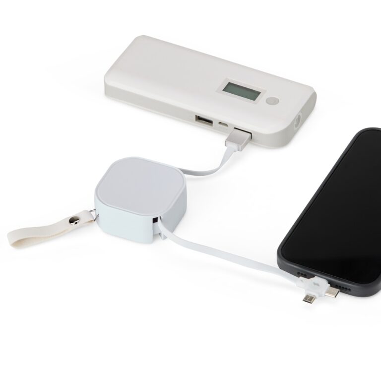 Brinde Cabo USB retrátil 3 em 1 3