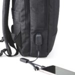Brinde Mochila Poliéster 21L 4