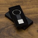 Chaveiro Metal com Couro 2