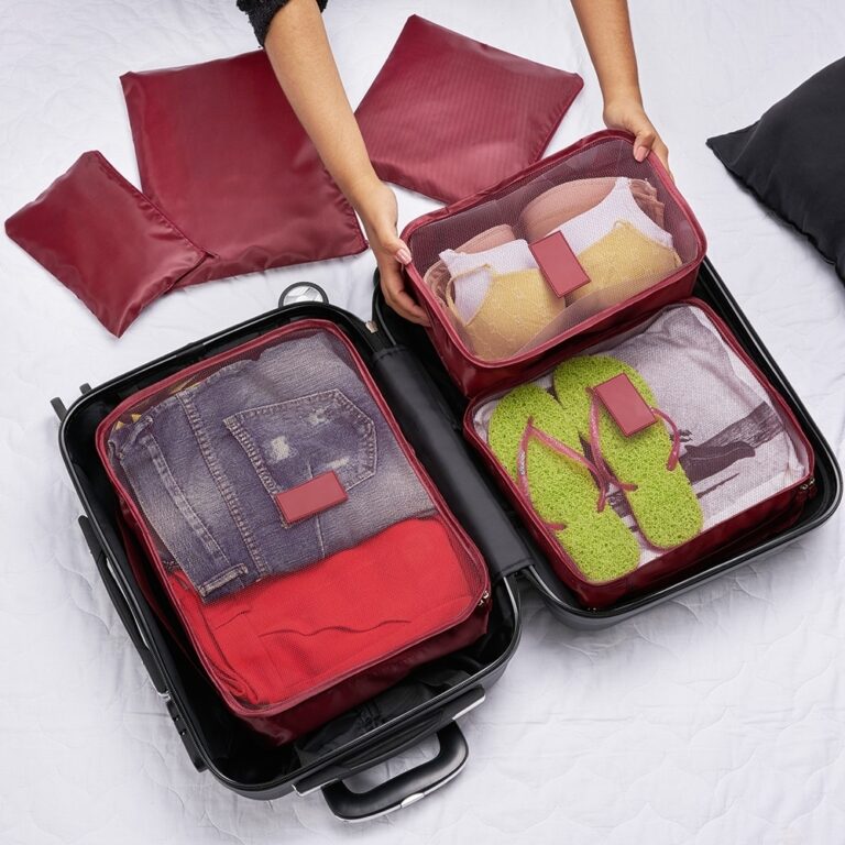 Brinde Kit Necessaires 6 Peças 12