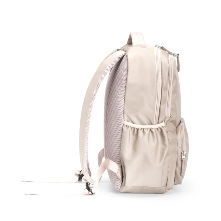 Brinde Mochila Poliéster 23L 4