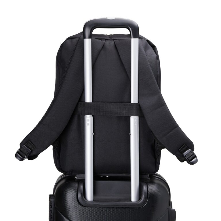 Brinde Mochila de Nylon 23L 6