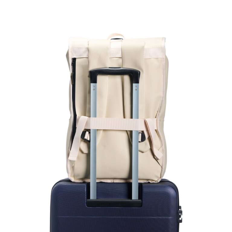 Brinde Mochila PU Impermeável 32L 4