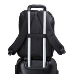 Brinde Mochila de Nylon 22L 6