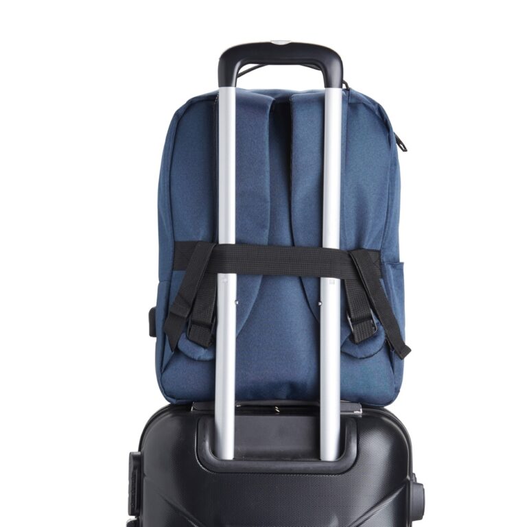 Brinde Mochila de Nylon 24L 7