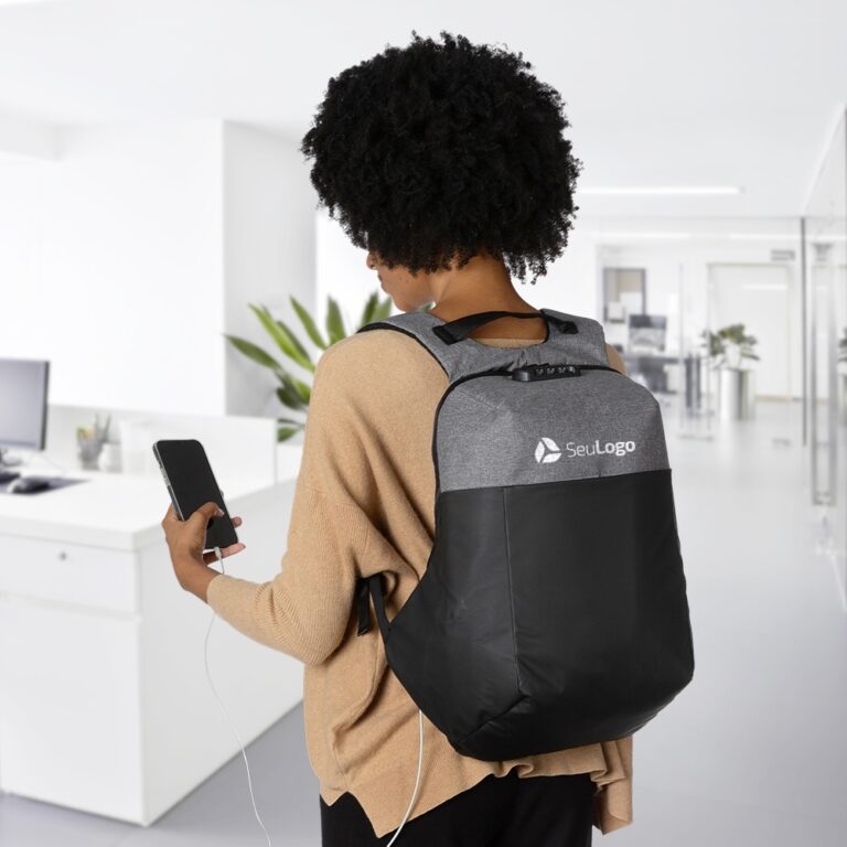 Mochila Anti-Furto com Segredo 1