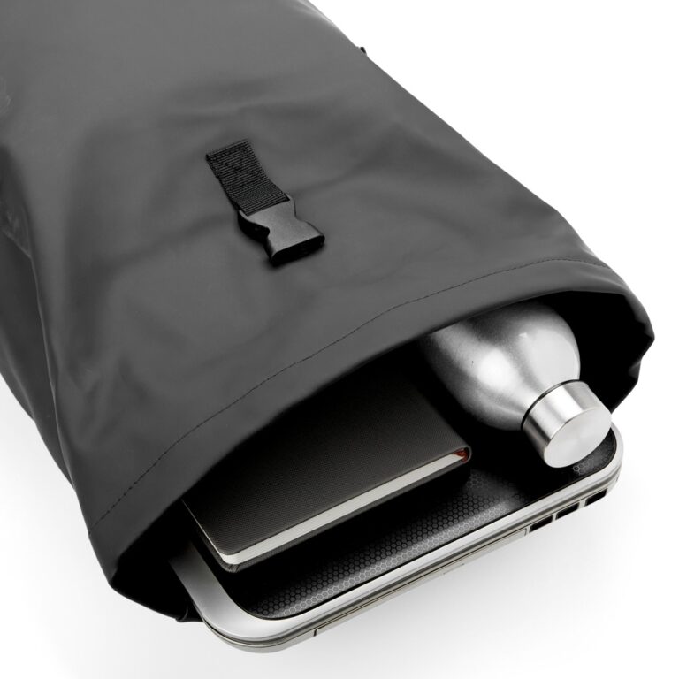 Brinde Mochila de Couro Sintético 30L 5