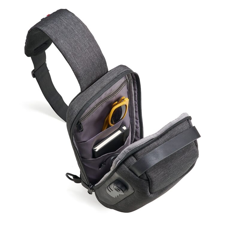 Brinde Mochila de Ombro USB Anti-Furto 7L 2