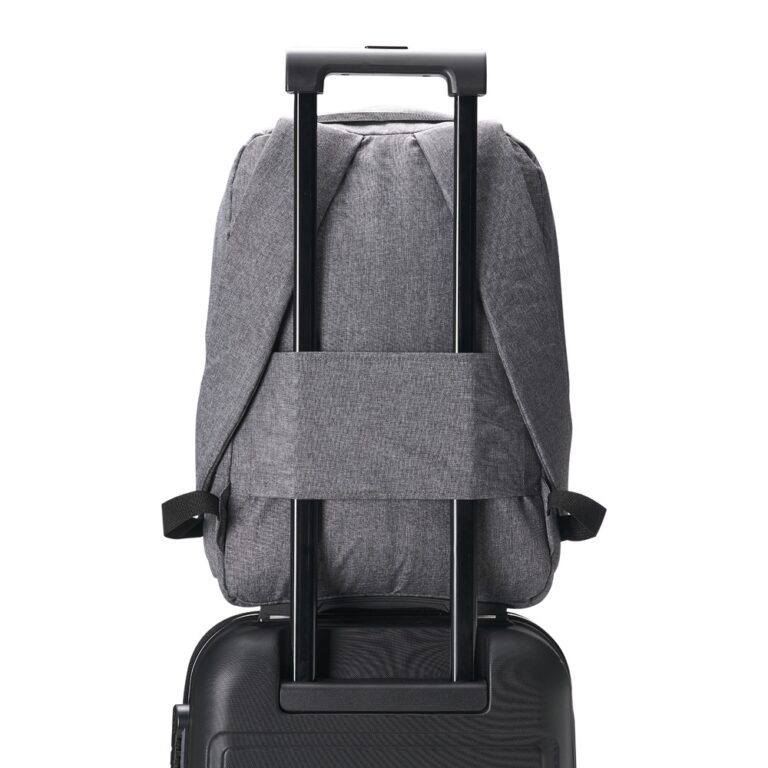 Brinde Mochila Poliéster com Bloqueador RFID 7