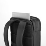Brinde Mochila de Poliéster USB 27 Litros 4