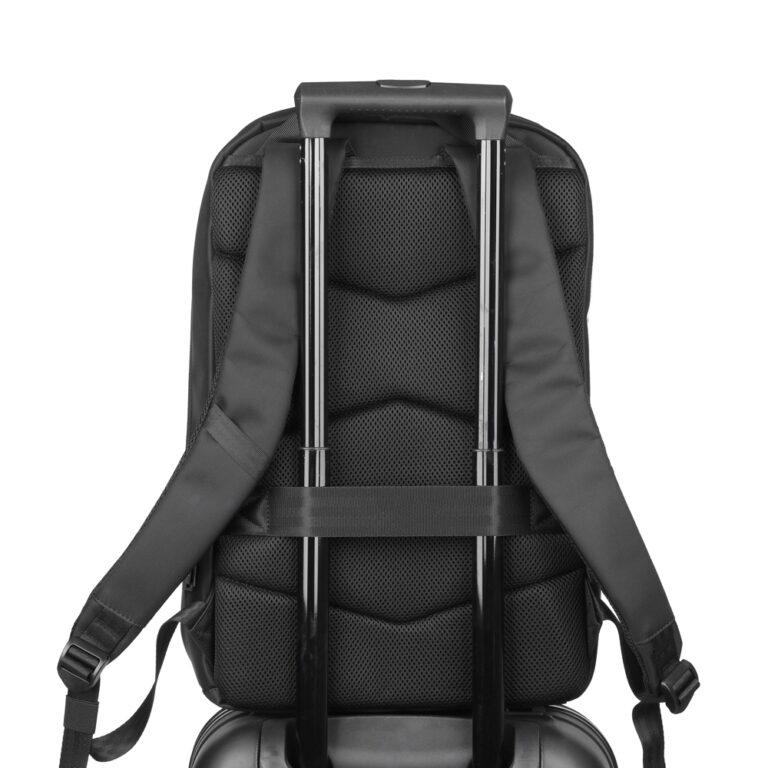 Brinde Mochila de Poliéster USB 23 Litros 2