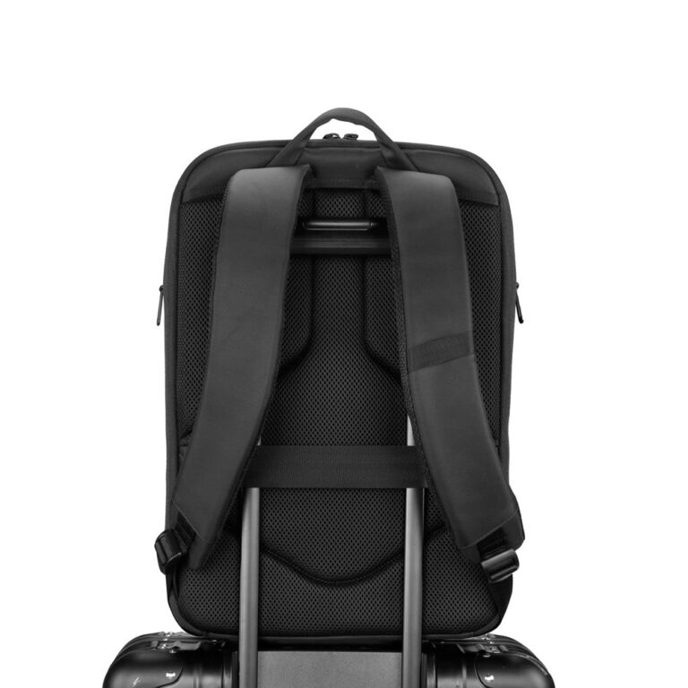 Brinde Mochila de Poliéster USB 19 Litros 3