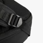 Brinde Mochila de Poliéster USB 25 Litros 5