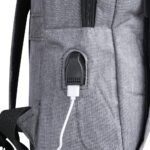 Brinde Mochila de Nylon USB 18L 4