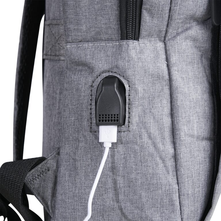 Brinde Mochila de Nylon USB 18L 4