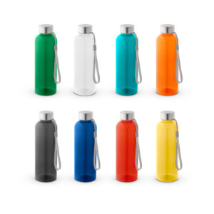 ENDERS. Squeeze em PET 100% reciclado e tampa em aço inox, com pega em corda 580 mL