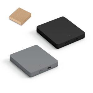 SMOOT 5. Bateria portátil de carregamento rápido em ABS 100% reciclado com acabamento em mate e capacidade de 5'000 mAh